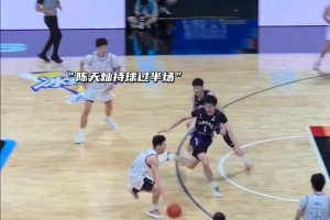 压哨绝杀！姚明张伟丽现场观战AUBL大学生篮球半决赛...